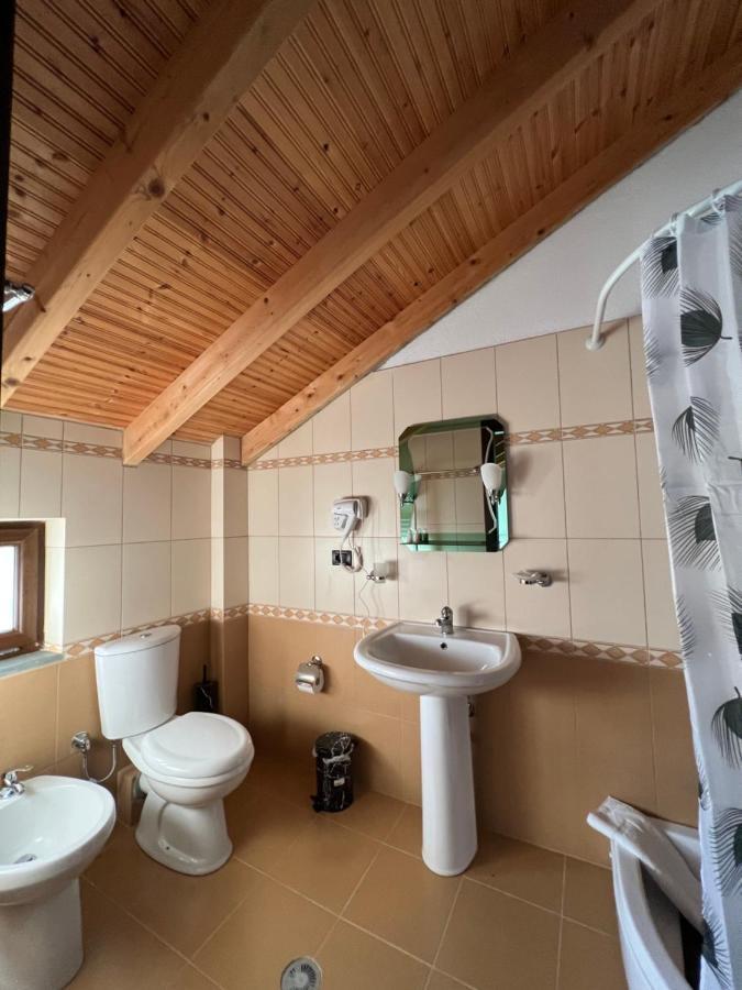 Vila Mata Voskopoje Bagian luar foto